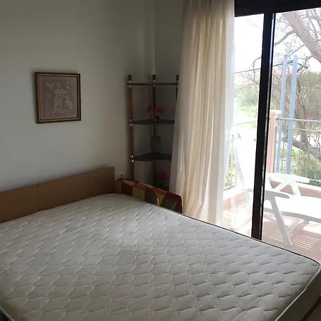Private House * Paralia Dionysiou